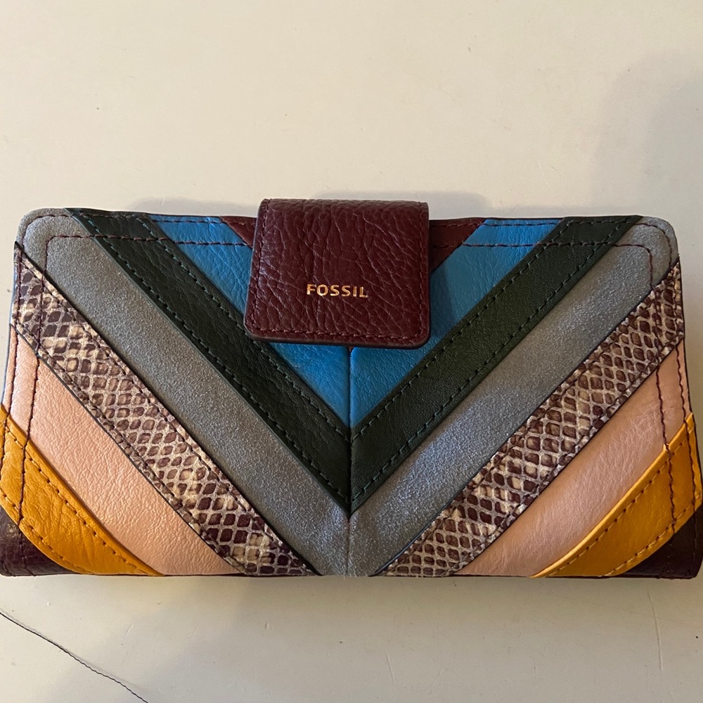 Fossil wallet